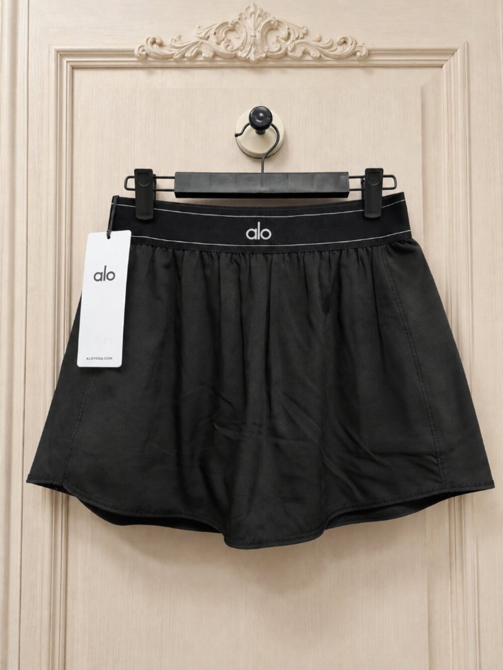 NWT Alo Yoga Summer Tennis Black Skirt - Sporty Tenniscore Athleisure Daily💐💋 - Picture 2 of 6